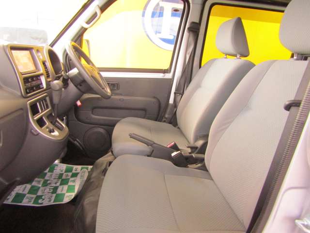 Daihatsu Hijet Deck Van 7