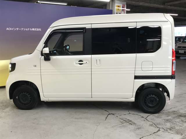 Honda N-VAN 12