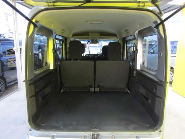 Daihatsu Atrai 9