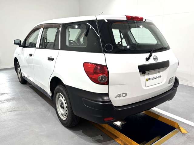 Nissan AD 6