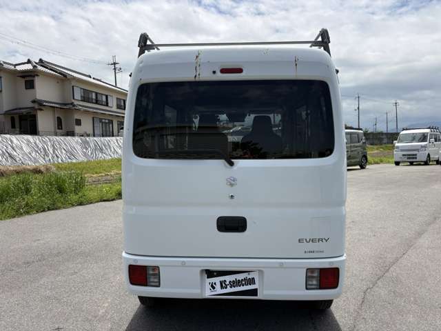 Suzuki Every 11