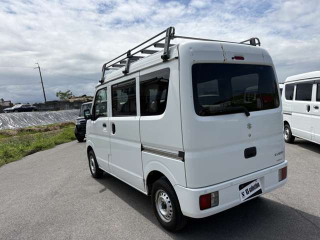 Suzuki Every 12