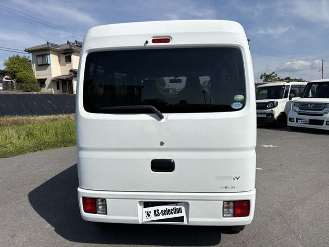 Suzuki Every 12