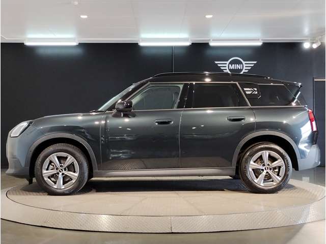 MINI Countryman 7