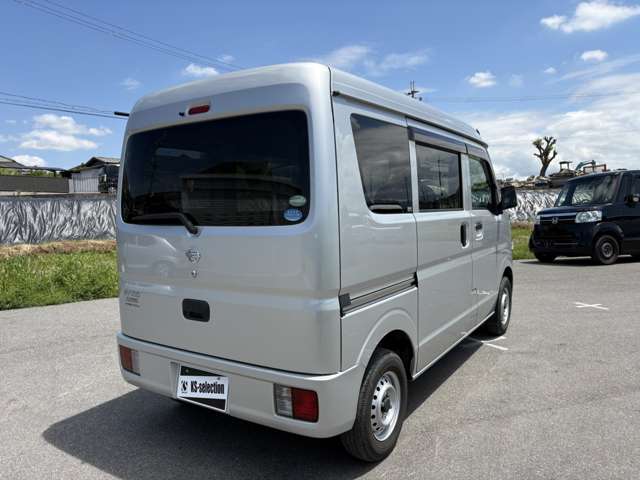 Nissan NV100 Clipper 11