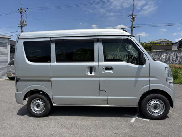 Nissan NV100 Clipper 10