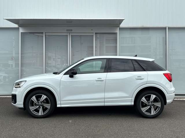 Audi Q2 9