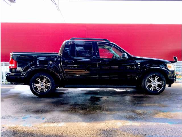 Ford Explorer Sport Trac 10
