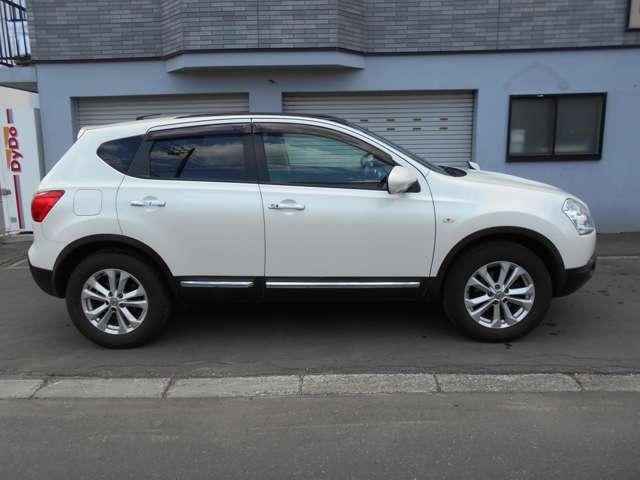 Nissan Dualis 4