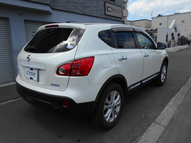 Nissan Dualis 5