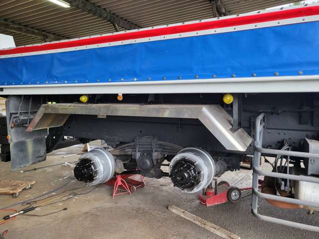Mitsubishi Fuso Super Great 9