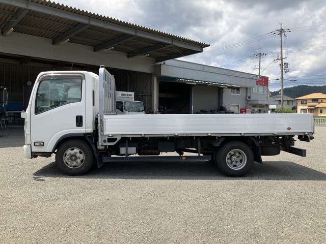 Isuzu Elf 4