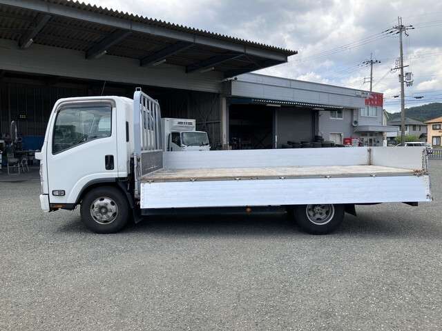 Isuzu Elf 5