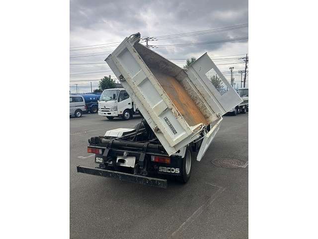 Mitsubishi Fuso Canter 12