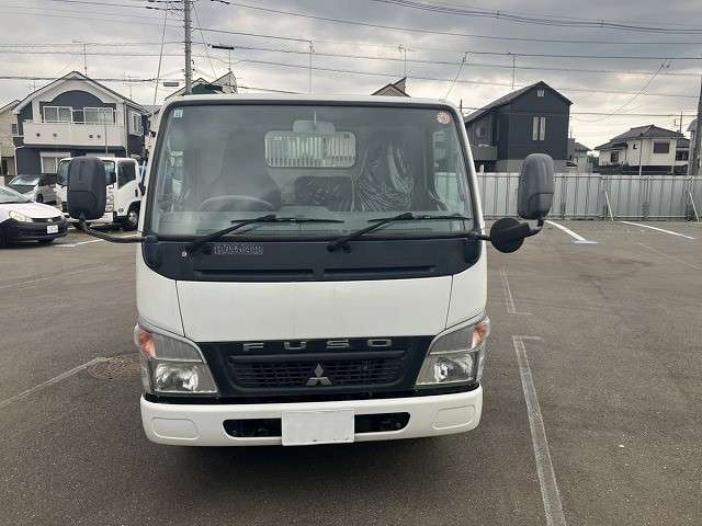 Mitsubishi Fuso Canter 4