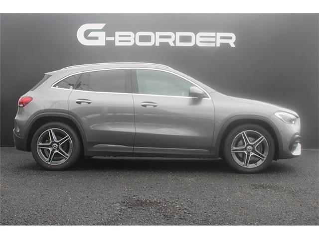 Mercedes-Benz GLA-Class 11