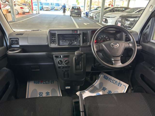 Daihatsu Hijet Deck Van 5