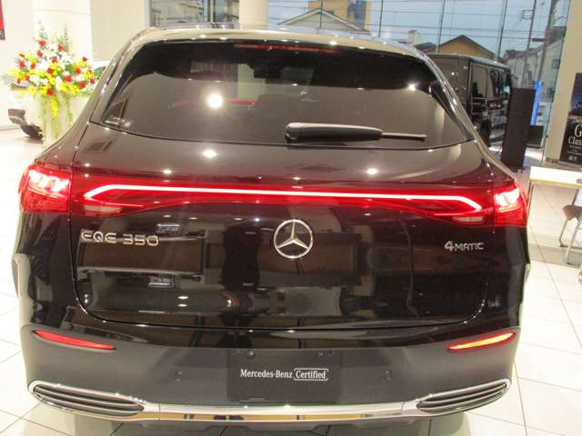 Mercedes-Benz EQE SUV 10