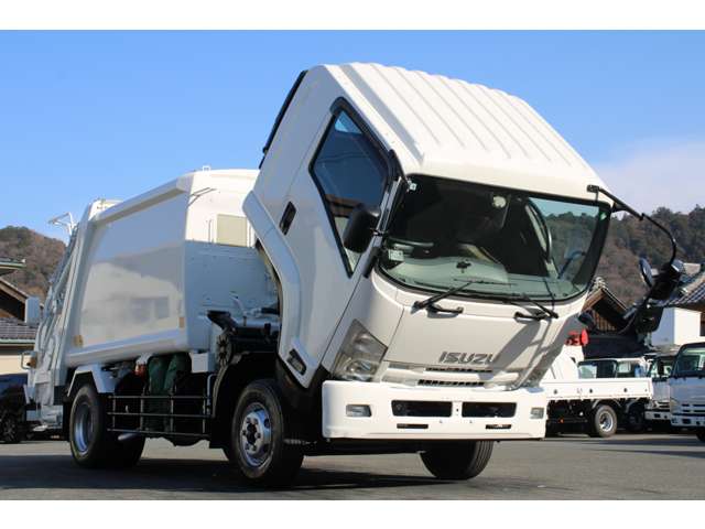 Isuzu Forward 12