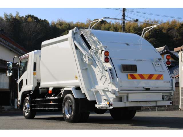 Isuzu Forward 6