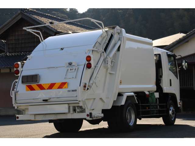 Isuzu Forward 7
