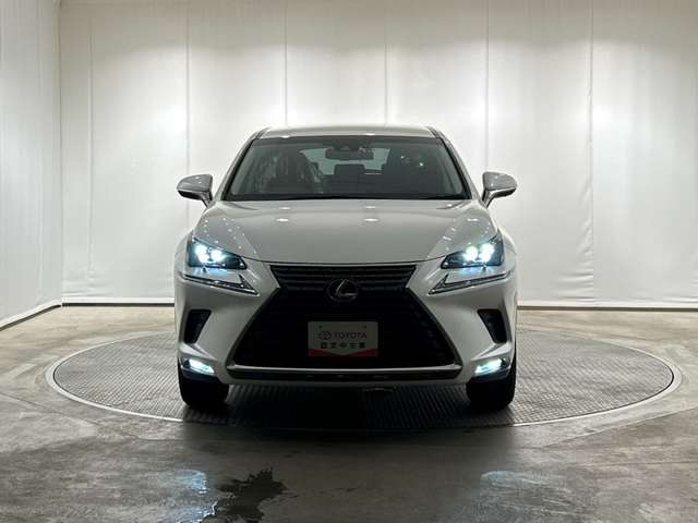 Lexus NX 7