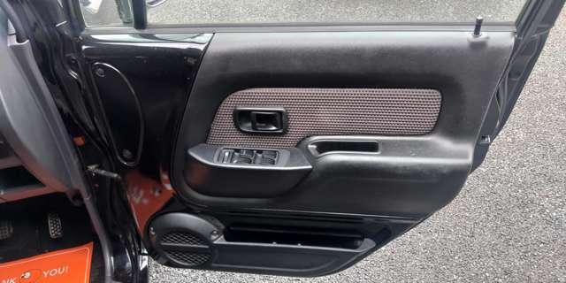 Daihatsu ネイキッド 12