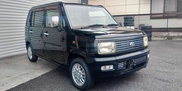 Daihatsu ネイキッド 3