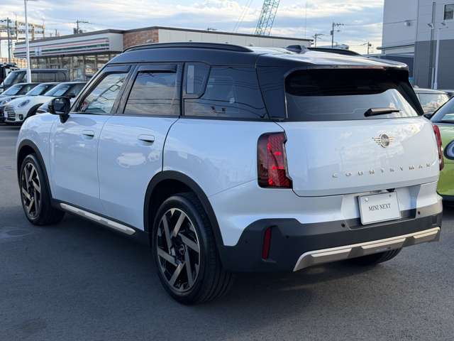 MINI Countryman 6