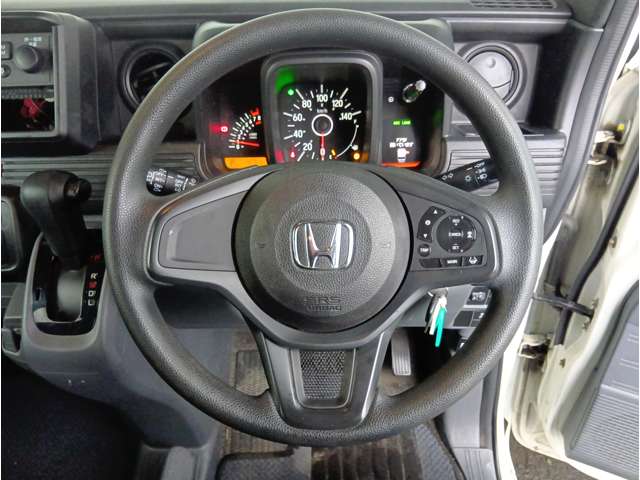 Honda N-VAN 8