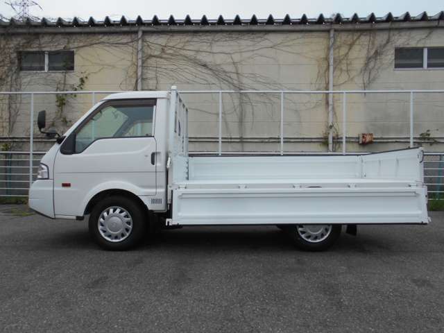 Mazda Bongo Truck 5