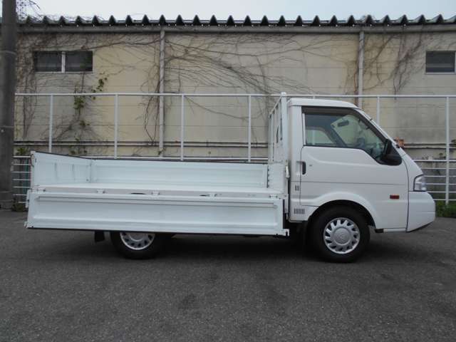 Mazda Bongo Truck 7