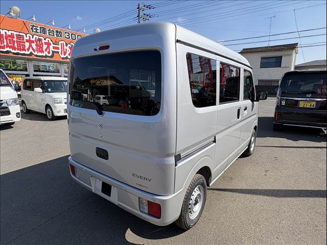 Suzuki Every 11