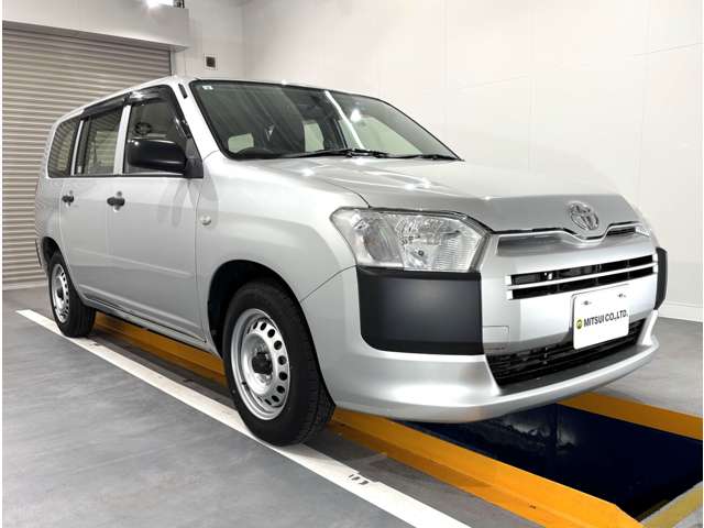Toyota Succeed Van 2