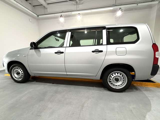 Toyota Succeed Van 5