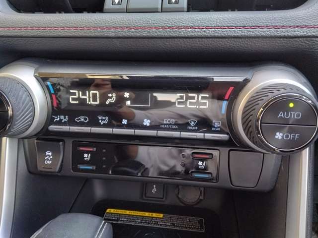 Toyota RAV4 PHV 11