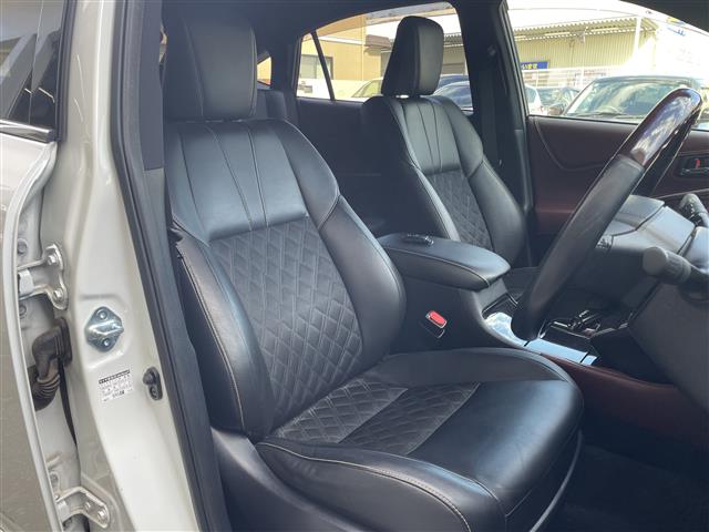 Toyota Harrier 12