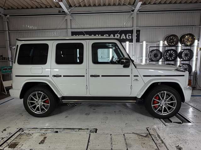Mercedes-Benz G-Class 3