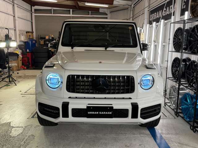 Mercedes-Benz G-Class 9