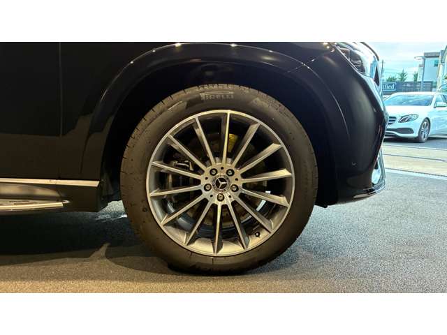 Mercedes-Benz GLE 9