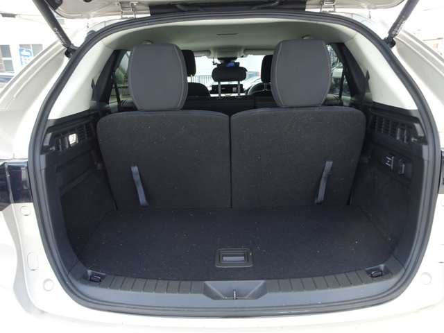 Mazda CX-80 9