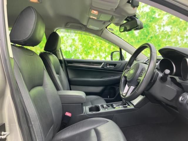 Subaru Legacy Outback 2