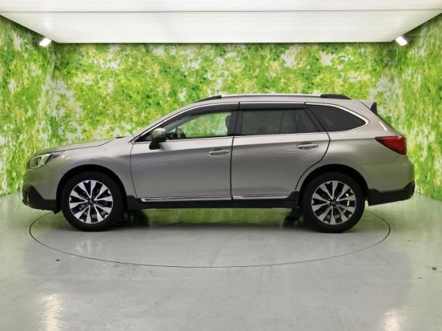 Subaru Legacy Outback 5