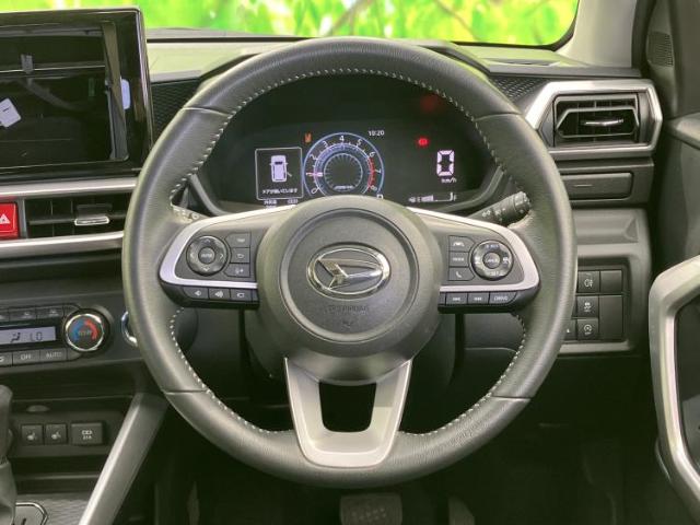 Daihatsu Rocky 11