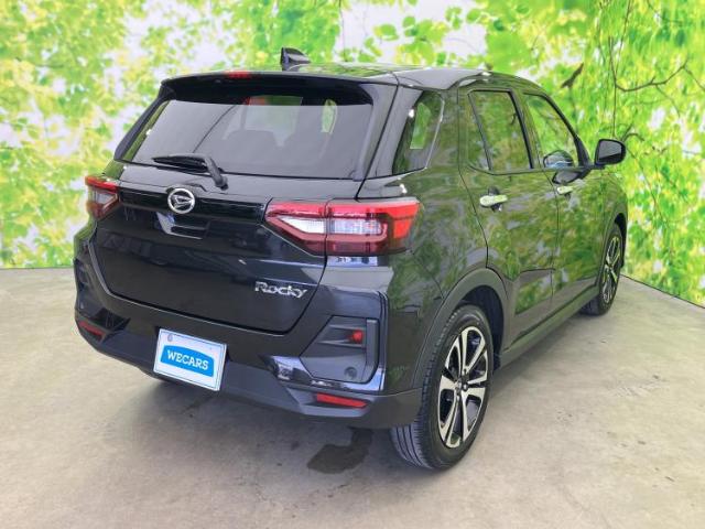 Daihatsu Rocky 6