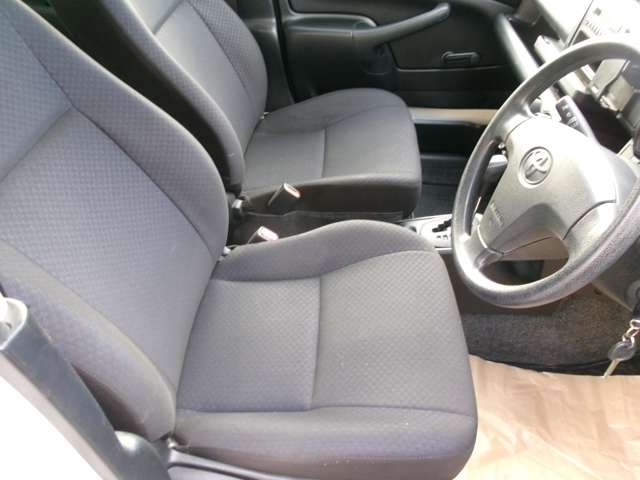 Toyota Probox Van 7