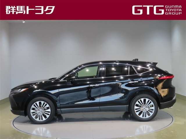 Toyota Harrier 4