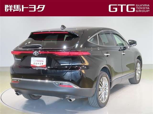 Toyota Harrier 5