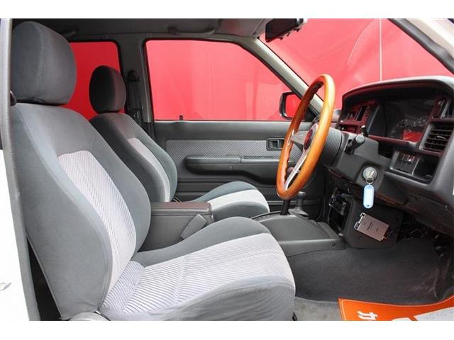 Mazda Proceed Marvie 4