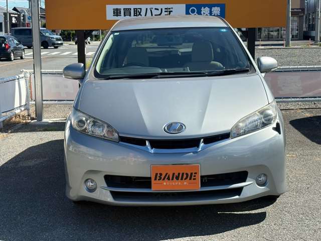Toyota Wish 3